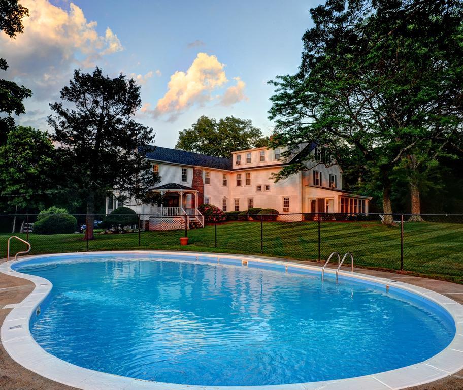 Historic Jacob Hill Inn Seekonk Exterior foto
