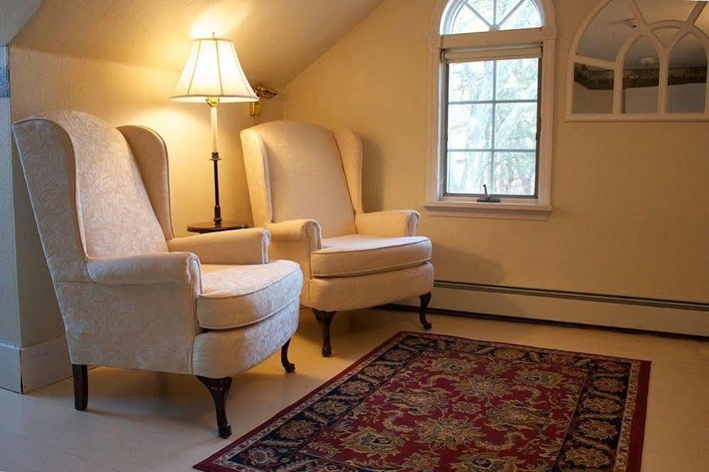 Historic Jacob Hill Inn Seekonk Exterior foto